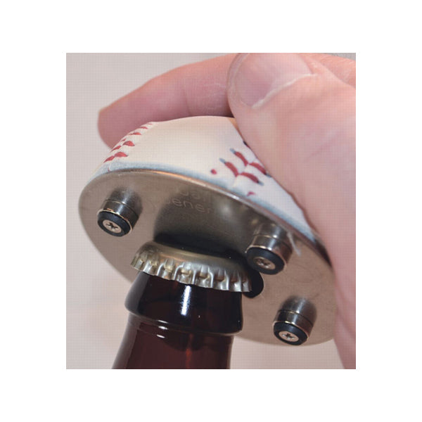MBO – Magnetic Bottle Opener